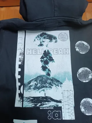 Sudadera Negra PULL & BEAR con Logo 1971 Worldwide