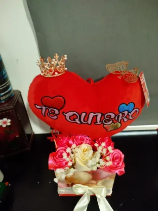 Corazón Peluche Te Quiero + Flores