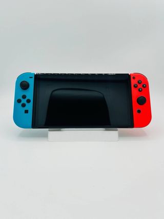 Nintendo Switch OLED – Completa e Come Nuova