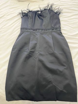 Vestido Negro Carolina Herrera Plumas