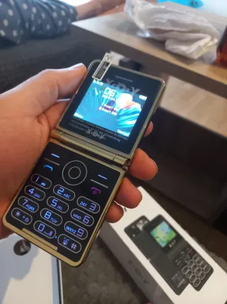 Teléfono Móvil S200  xgudi Dorado