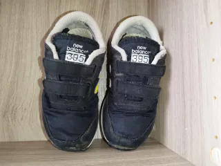 Scarpe da ginnastica New Balance, numero 28.