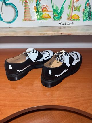 Supreme x Dr. Martens Black