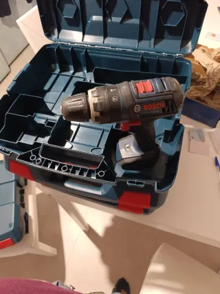 Taladro Atornillador Percutor Bosch