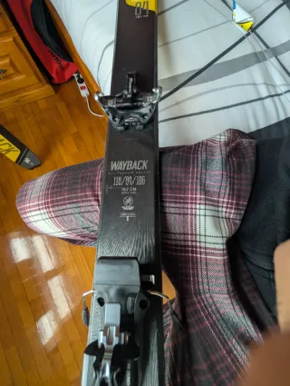 Esquís K2 Wayback 84 + ATK crest 10 + pieles