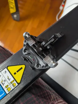 Esquís K2 Wayback 84 + ATK crest 10 + pieles