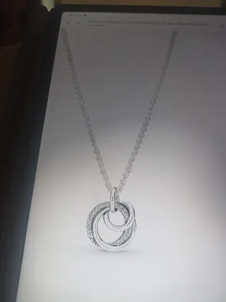 Conjunto pendientes y colgante de Pandora