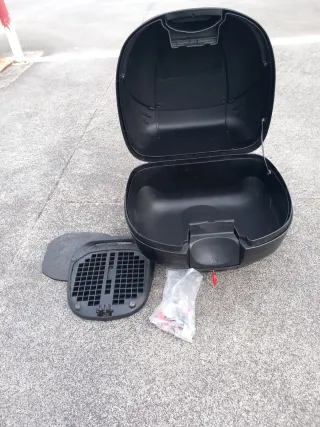 Baúl Shad SH29 Negro