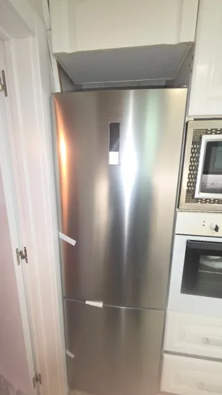 Nevera 185cm Nueva sin estrenar