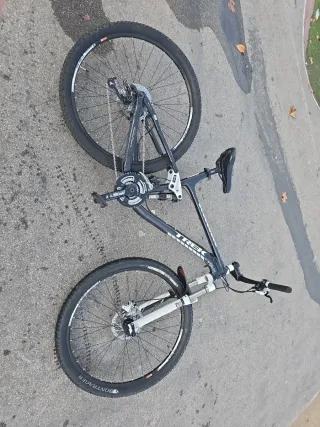 Bicicleta Trek Fuel EX 5