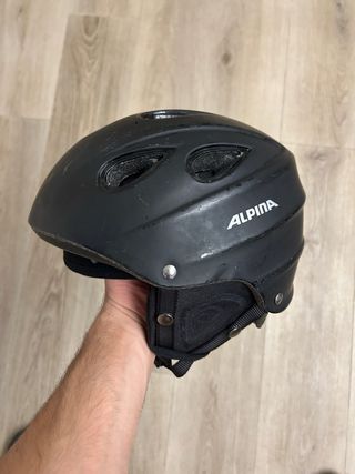 Casco Alpina nero
