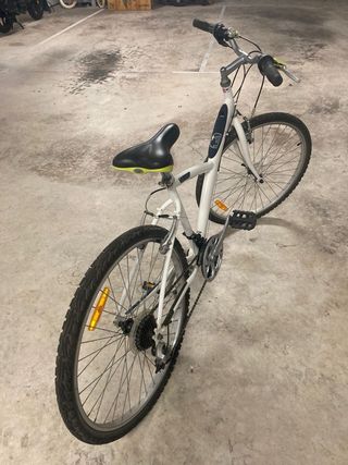Bicicleta blanca