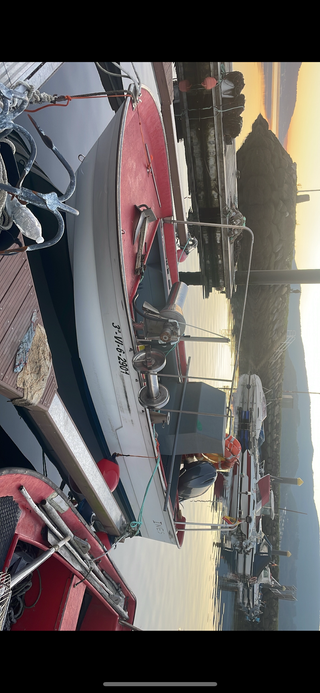 Barco de navaja en Baiona