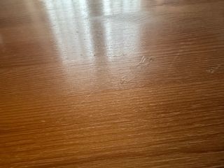 Mesita de centro de madera