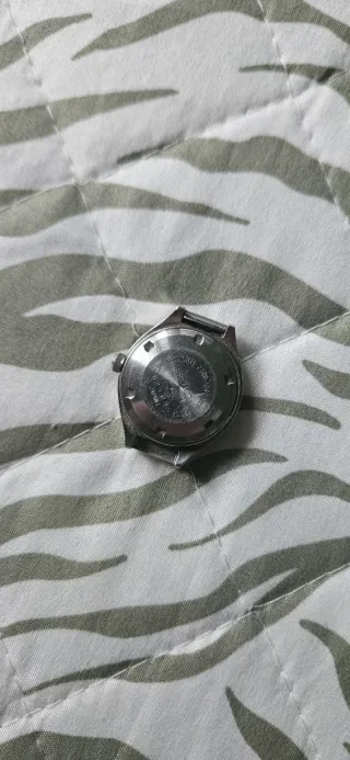 Reloj Seiko Plata y Blanco