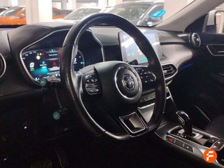 MG HS 1.5T-GDI PHEV Luxury