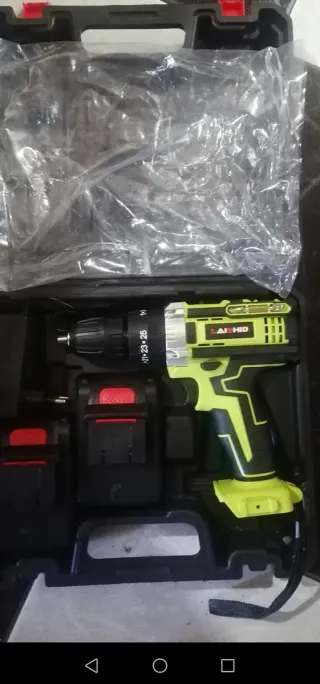 Taladro y pistola de impacto