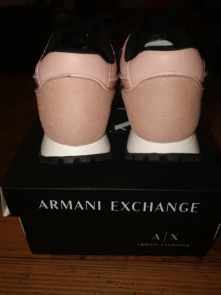Zapatillas Armani Exchange Rosa y Negro
