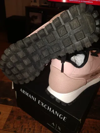 Zapatillas Armani Exchange Rosa y Negro
