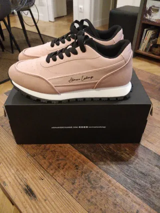 Zapatillas Armani Exchange Rosa y Negro