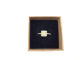 anillo oro 18k con piedra con circonita