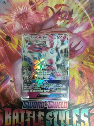 Sylveon GX Carta Pokémon