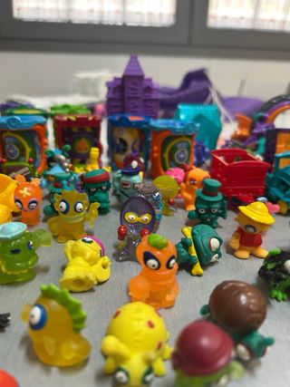 Muñecos de colección varios 99 unidades en total