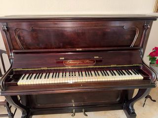 Piano vertical Chassaigne Frères de caoba.