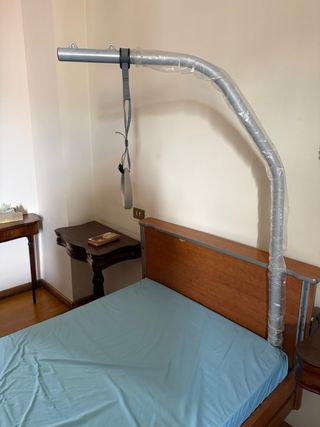 Cama articulada eléctrica madera y metal