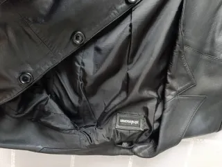 Abrigo piel bovina tres cuartos