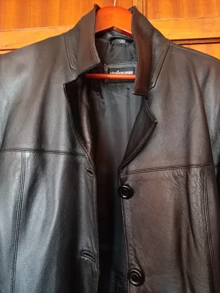 Abrigo piel bovina tres cuartos