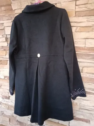 Elegante bata de estar por casa