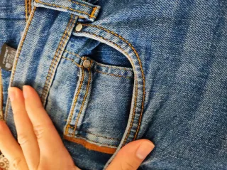 Pantalones vaqueros Zara Talla 44