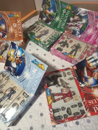 Figuras Caballeros del Zodiaco 2006