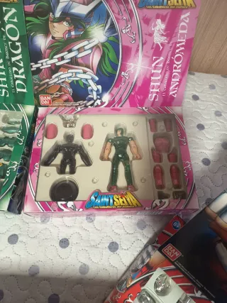 Figuras Caballeros del Zodiaco 2006