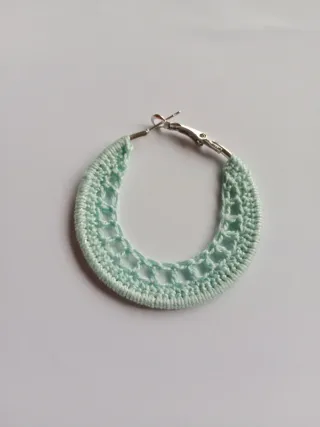 Pendientes fiesta aro crochet