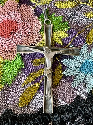 Cruz antigua de plata maciza vintage con Cristo –