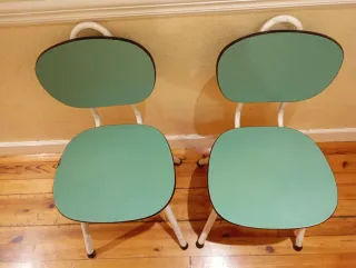 Seggiole vintage verde menta e metallo