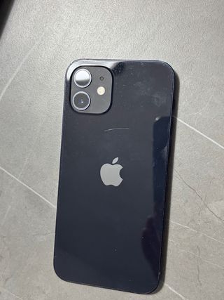 iPhone 12 128GB. Todo original.  Batería 76%