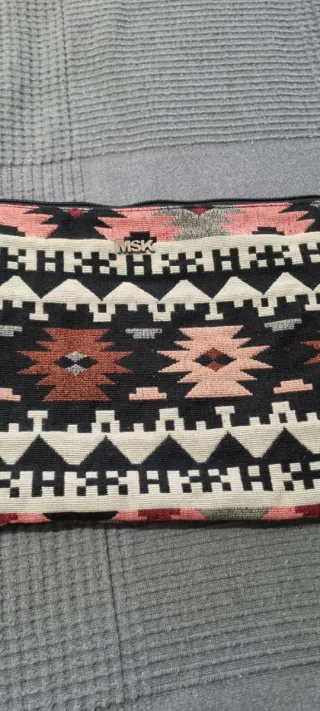 Bolso bandolera con estampado étnico