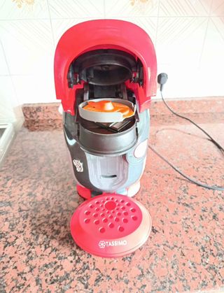 Cafetera Tassimo Bosch Roja