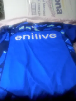 Maglietta Enilive Blu