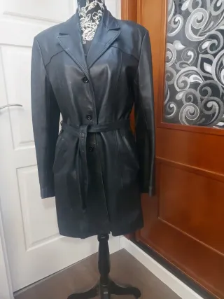 Abrigo de piel negro