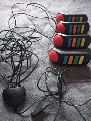 Lote Mandos pulsadores paraPS2 Buzz!+Dos juegos.