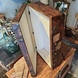 Maleta Antigua Madera 1930