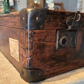 Maleta Antigua Madera 1930