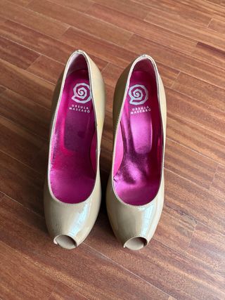 Zapatos tacón peep toe Úrsula Mascaró T35
