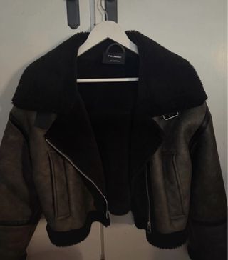 Abrigo Pull&Bear Negro