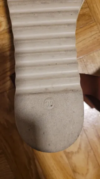 Sandalias cuña marrón y amarillo