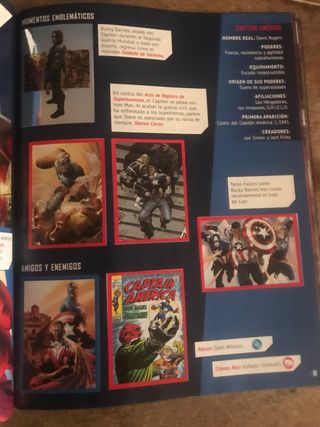 Álbum Cromos Marvel Superhéroes Panini COMPLETO